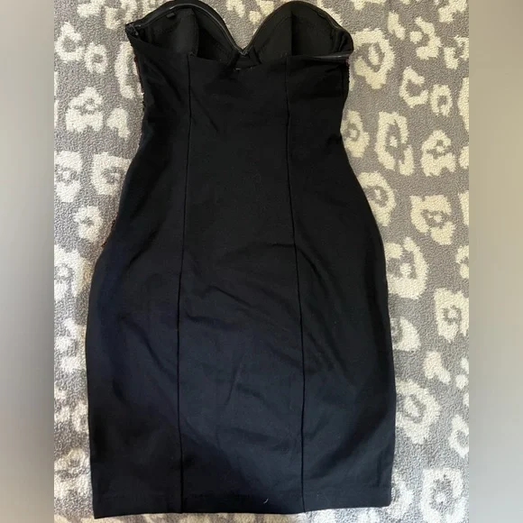 H&m black & gold sequins party dress - Picture 2 of 4